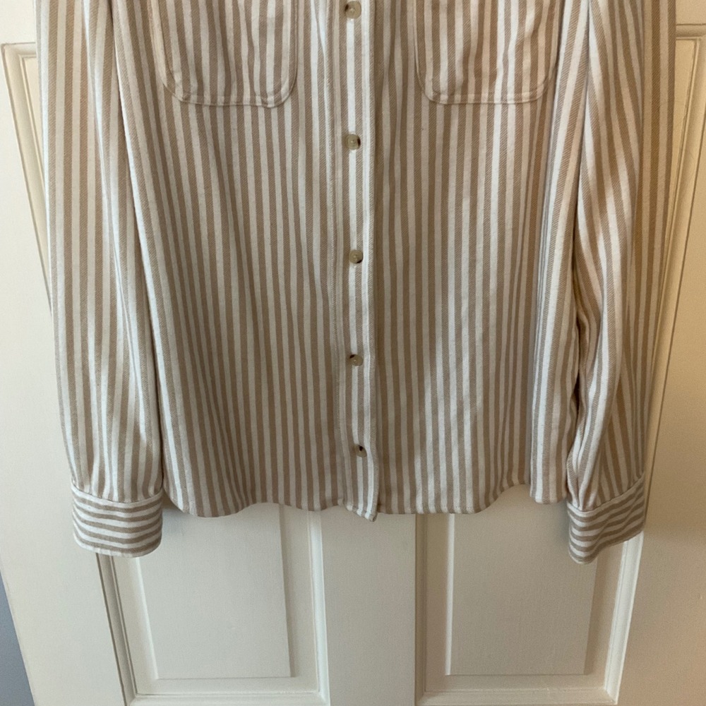 Faherty Legend Sweater Shirt Tannin Stripe Tan Cream Button Down Top Womens M - Picture 8 of 12